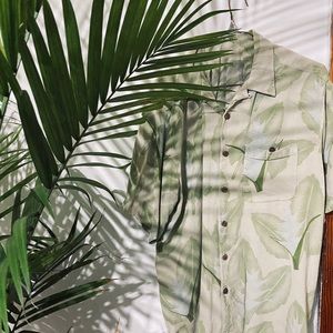 Vintage Banana Cabana tropical leaf button up